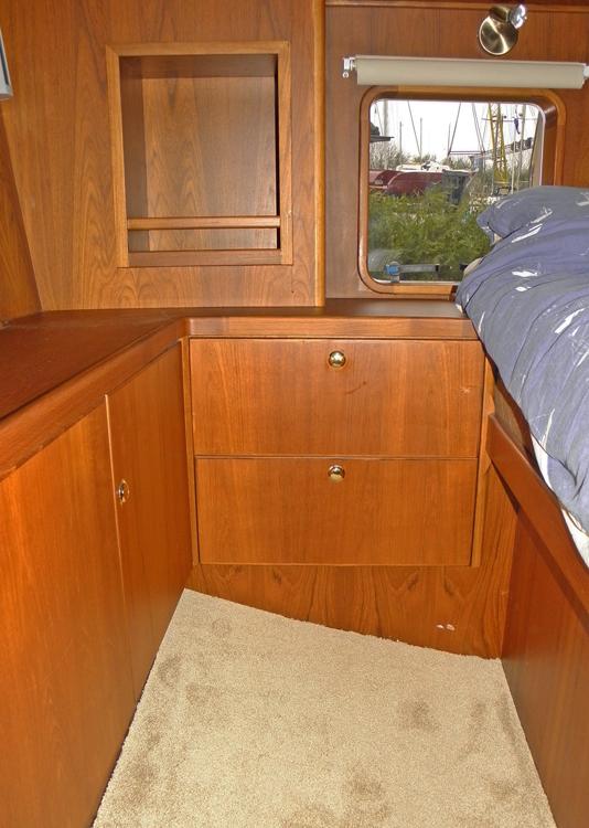 Aft cabin, Accommodation